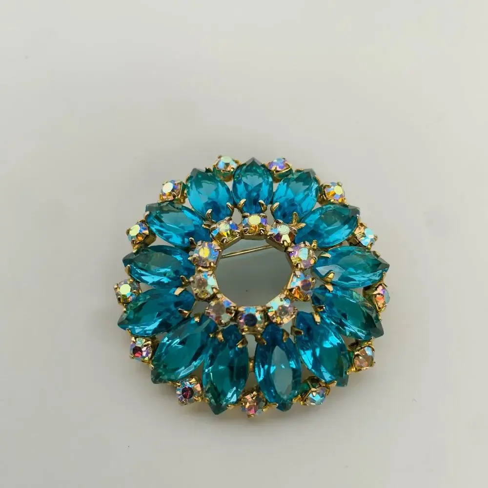 Vintage Aqua Blue Marquis Aurora Borealis Rhinestone Circle Flower Brooch